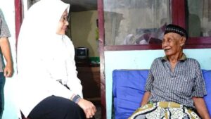 Bupati Ipuk Dukung Program Puskesmas Jemput Bola Rawat Warga