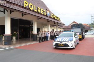 Polres Jombang Kirim Bantuan untuk Korban Banjir Kudus dan Demak