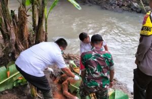 Mayat seorang pria ditemukan mengapung di Sungai Simbar,
