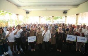 Menko PMK Apresiasi Penurunan Signifikan Kemiskinan Ekstrem di Banyuwangi