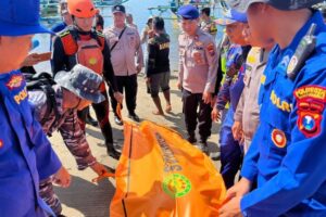 Peselancar Australia yang Hilang di Grajagani Ditemukan Meninggal Dunia