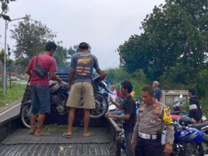 Polres Lumajang Bubarkan Aksi Balap Liar Jelang Berbuka Puasa