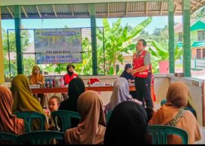 Psikoedukasi Korban Gempa Bawean Gresik oleh Tim Relawan PMI