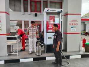 Polres Lumajang Sidak 3 SPBU untuk Cegah Penyimpangan Penjualan BBM