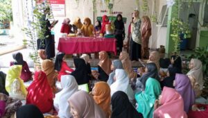 Peringatan Hari Kartini di MI Darun Najah II Banyuwangi
