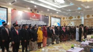 KPU Banyuwangi Lantik 125 Anggota PPK untuk Pilkada November 2024