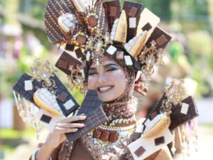 Presentasi Kostum BEC 2024, Peserta Tampil Spektakuler dengan Tema Ndaru Deso, Revival of Village