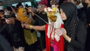 Proses Ritual Seblang Bakungan yang Penuh Makna