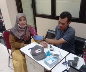 Civitas dan Alumni FTP Unej Berbagi Kebaikan melalui Donor Darah