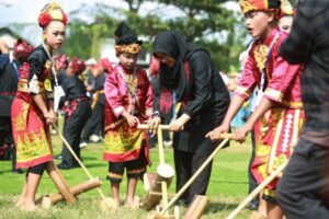Festival Memengan Tradisional di Banyuwangi, Ajak Anak Kurangi Permainan Gadget
