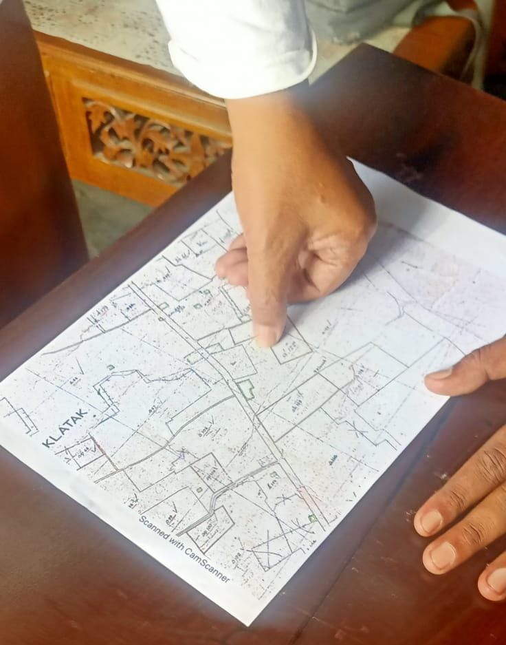 tanah milik Buwang Manan hanya seluas 8.800 meter persegi dan sudah bersertifikat