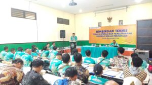 DPU TR Lumajang Gelar Bimbingan Teknis Tenaga Operasi Dan Pemeliharaan irigasi permukaan