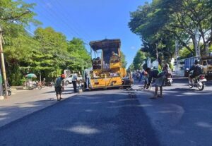 Persiapan International Tour de Banyuwangi Ijen 2024, DPU CKPP Perbaiki aspal Jalur Balap