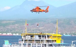Basarnas Gelar Latihan Gabungan Penanganan Kapal Terbakar di Perairan Ketapang Banyuwangi