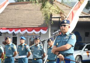 Danlanal Banyuwangi Pimpin Penandatanganan Pakta Integritas Seleksi Calon Bintara dan Tamtama TNI AL 2024