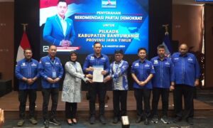AHY Serahkan Langsung Rekom untuk Ipuk Fiestiandani dan Mujiono