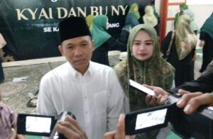 Silahturahmi Bacalon Bupati Lumajang Thoriq Haq Di Ponpes Syarifuddin Wonorejo