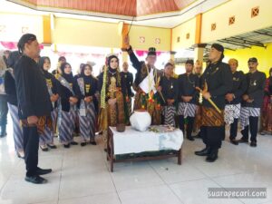 Pawai Budaya dan Pagelaran Wayang Kulit di Hari Jadi Desa Karangdagangan