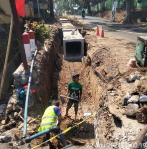 Proyek Drainase di Malang Diduga Abaikan K3