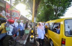 Pemkab Banyuwangi Lanjutkan Program Angkutan Kota Gratis bagi Pelajar
