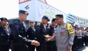 Ratusan Personel TNI-Polri Dikerahkan untuk Pengamanan Pelabuhan Ketapang Menjelang KTT di Bali