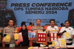 Belasan Tersangka Ditangkap dalam Operasi Tumpas Narkoba Semeru 2024 di Kediri