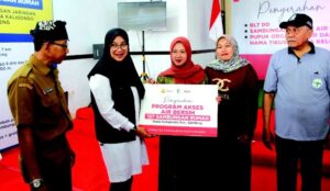 Dinas PU Pengairan Serahkan bantuan Program Air Bersih di Desa Kaligondo