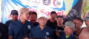 FRB, KDS, Fosda Gelar Baksos Pemeriksaan Kesehatan Gratis dan Pembagian Sembako di Rogojampi