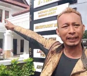 Proses Penanganan Dugaan Korupsi oleh Kejaksaan Negeri Banyuwangi Dituding Lambat