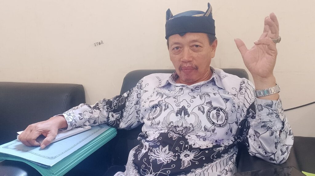 Ketua PGRI Kabupaten Banyuwangi, M Sodiq