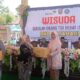 Wisuda Sekolah Orang Tua Hebat di Pucangsimo, Tingkatkan Kualitas Orang Tua