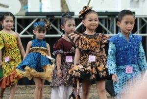 Banyuwangi Batik Festival 2024 Resmi Dibuka dengan Tema The Beauty of Batik Jenon