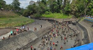 Banyuwangi Lakukan Pengeringan dan Pengerukan DAM Menjelang Musim Tanam