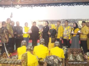 Meriahkan HUT ke-60 Partai Golkar Nganjuk Gelar Wayang Kulit