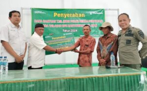 Perhutani Dana TJSL untuk Perbaikan Prasarana Pendidikan di Banyuwangi Selatan