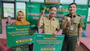 Perhutani KPH Banyuwangi Selatan Berikan Bantuan Pendidikan Senilai Rp40 Juta