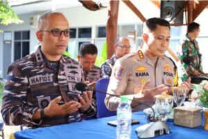 Sinergitas TNI-Polri, Kapolresta Banyuwangi Beri Kejutan untuk HUT TNI Ke-79