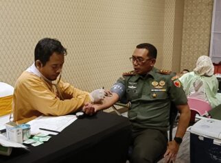 Dandim 0825 Donor Darah untuk Kemanusiaan di Hotel Aston Banyuwangi