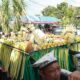 Pawai Seribu Tumpeng Hasil Bumi Keliling Kampung di Banyuwangi