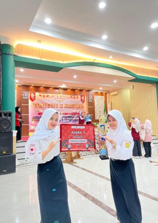Mahasiswi UNEJ Raih Prestasi di Ajang Comrecyv II Nasional di UIN Saizu Purwokerto