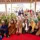 Menteri Kehutanan Raja Juli Antoni usai berdialog dengan warga Dusun Sumberjambe