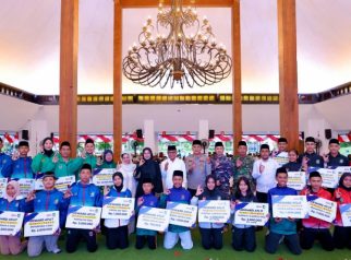 389 Atlet dan Pelatih Banyuwangi Terima Reward dari Bupati Ipuk