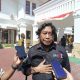 Aksi massa LPMP Banyuwangi di depan Kejari menuntut penahanan tersangka KDRT