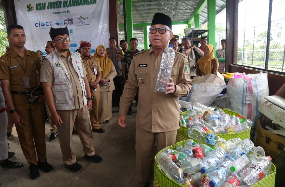 Pemkab Banyuwangi Apresiasi Pengelolaan Omah Olah Sampah Kelurahan Bakungan