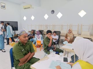 PMR SMKN 2 Jember Kembali Gelar Donor Darah Rutin