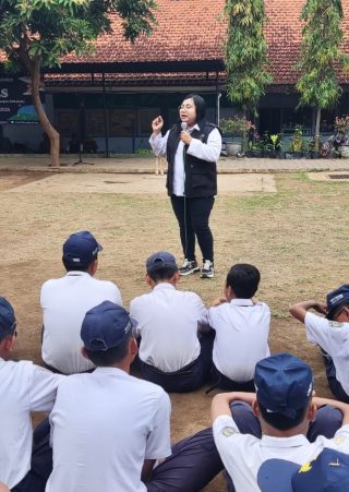 Pencegahan Narkoba di SMPN 2 Kalipuro Diperkuat Melalui Sosialisasi dan Edukasi