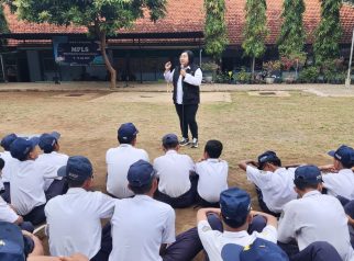 Pencegahan Narkoba di SMPN 2 Kalipuro Diperkuat Melalui Sosialisasi dan Edukasi