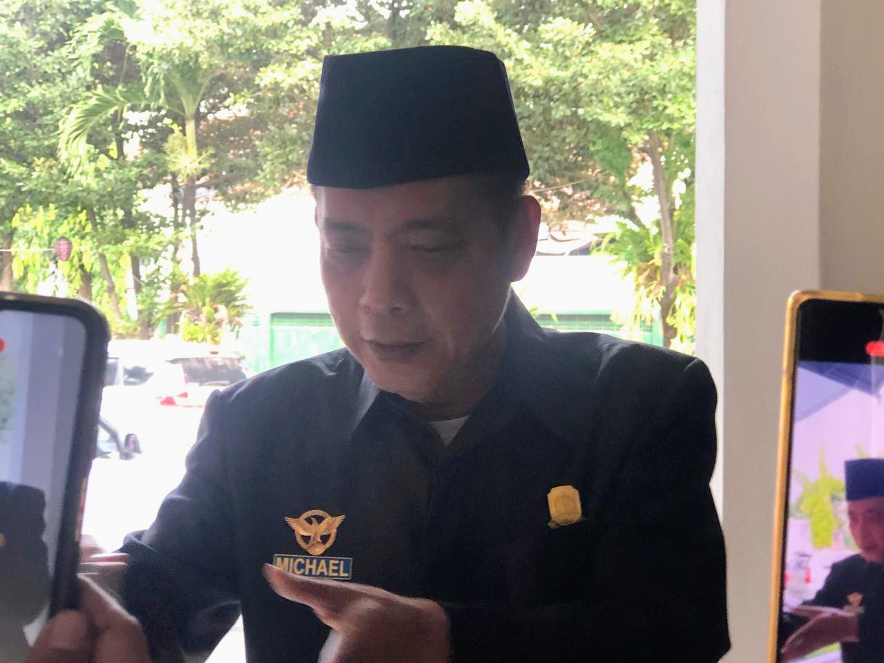 Michael Edy Hariyanto sampaikan pandangan dalam rapat pembahasan Perda Dana Abadi Daerah.