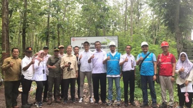 DLH Banyuwangi Dorong Percepatan Jaringan Listrik untuk TPAS Karetan