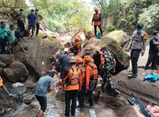 Lima Hari Hilang, Korban Hanyut di Sungai Badeng Songgon Akhirnya Ditemukan Di Desa Gladag Rogojampi